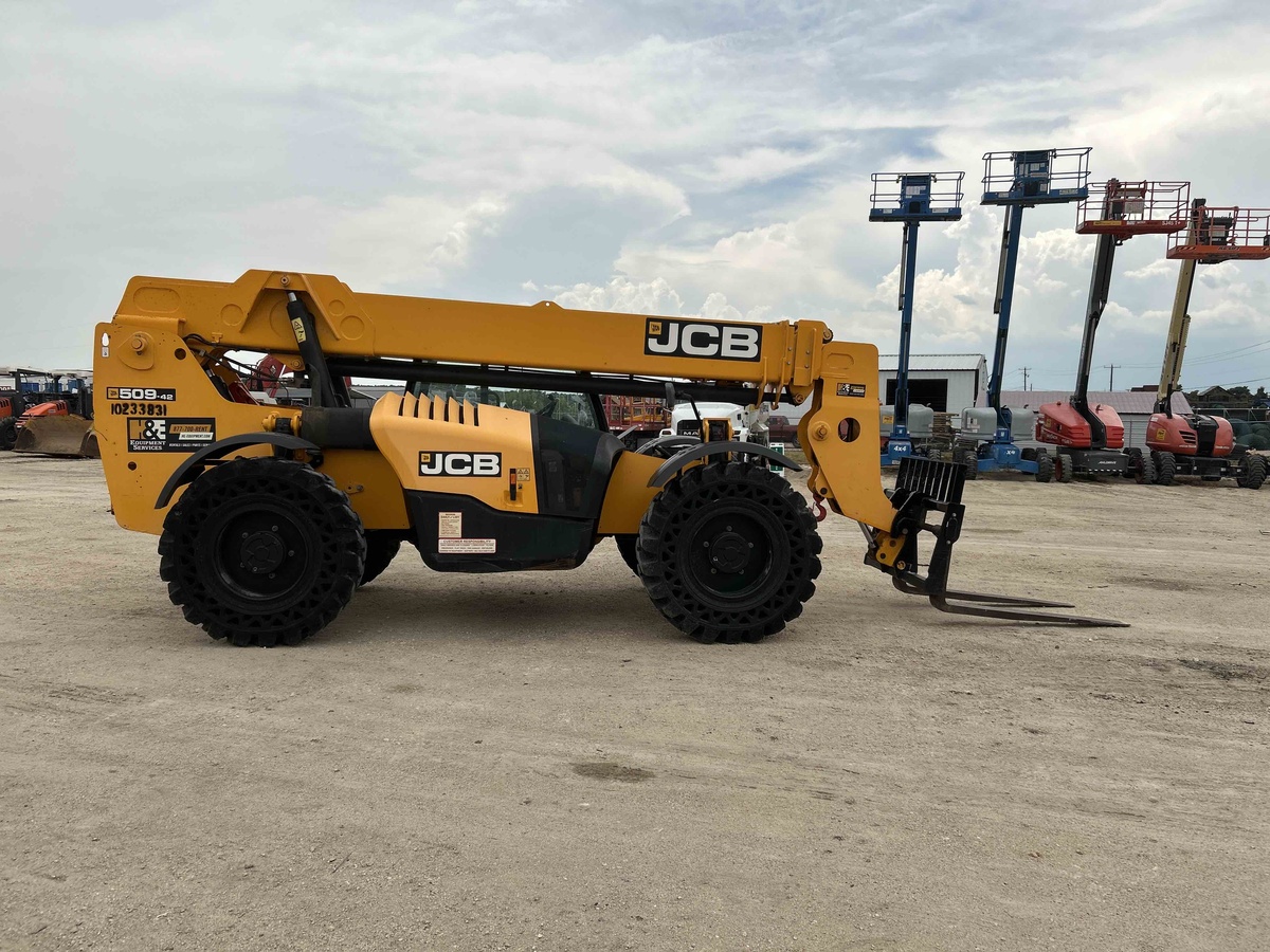 2018 JCB 509-42-9