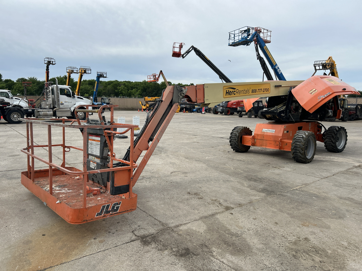 2018 JLG 660SJ-3