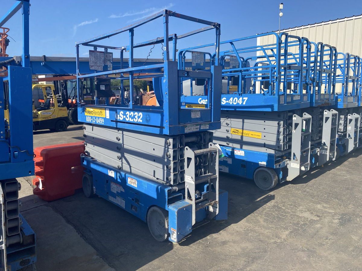2016 Genie GS-3232-3