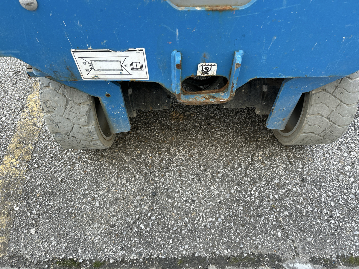 2018 Genie GS-3232-12