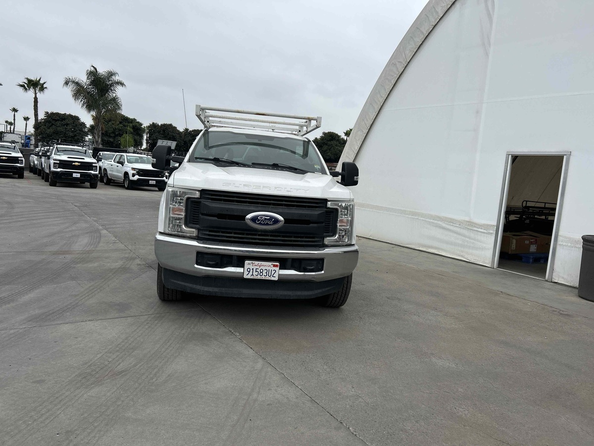 2019 Ford F350-2