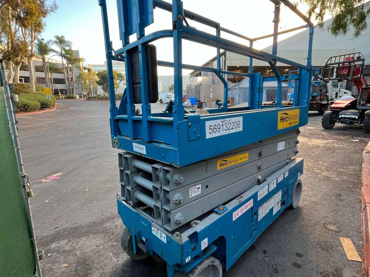 2018 Genie GS-2632