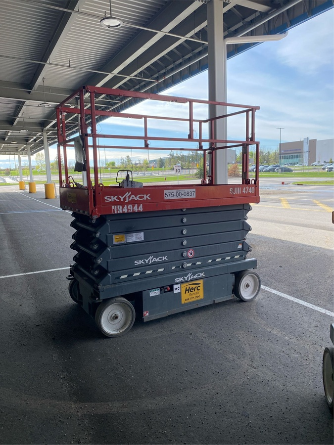 2018 Skyjack SJ4740