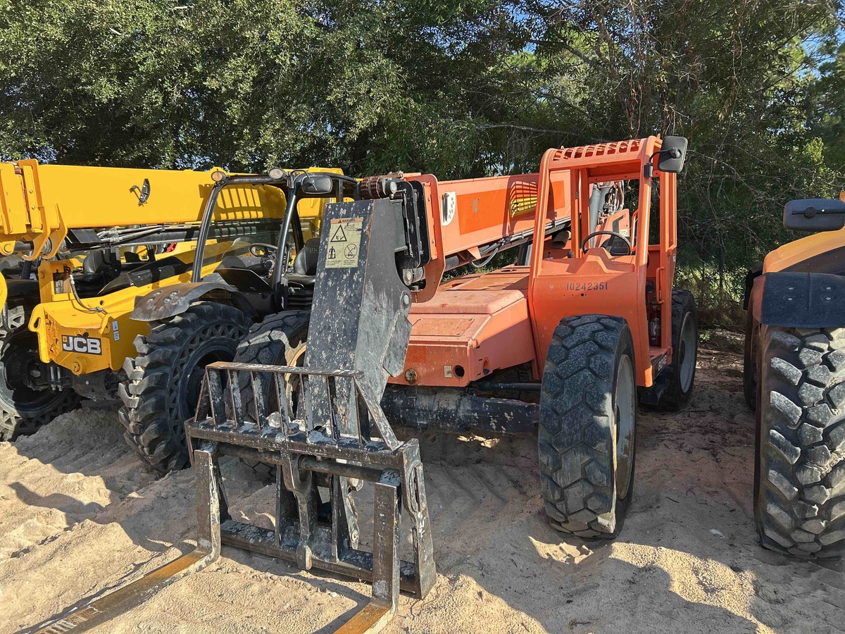 2018 SkyTrak 8042-1
