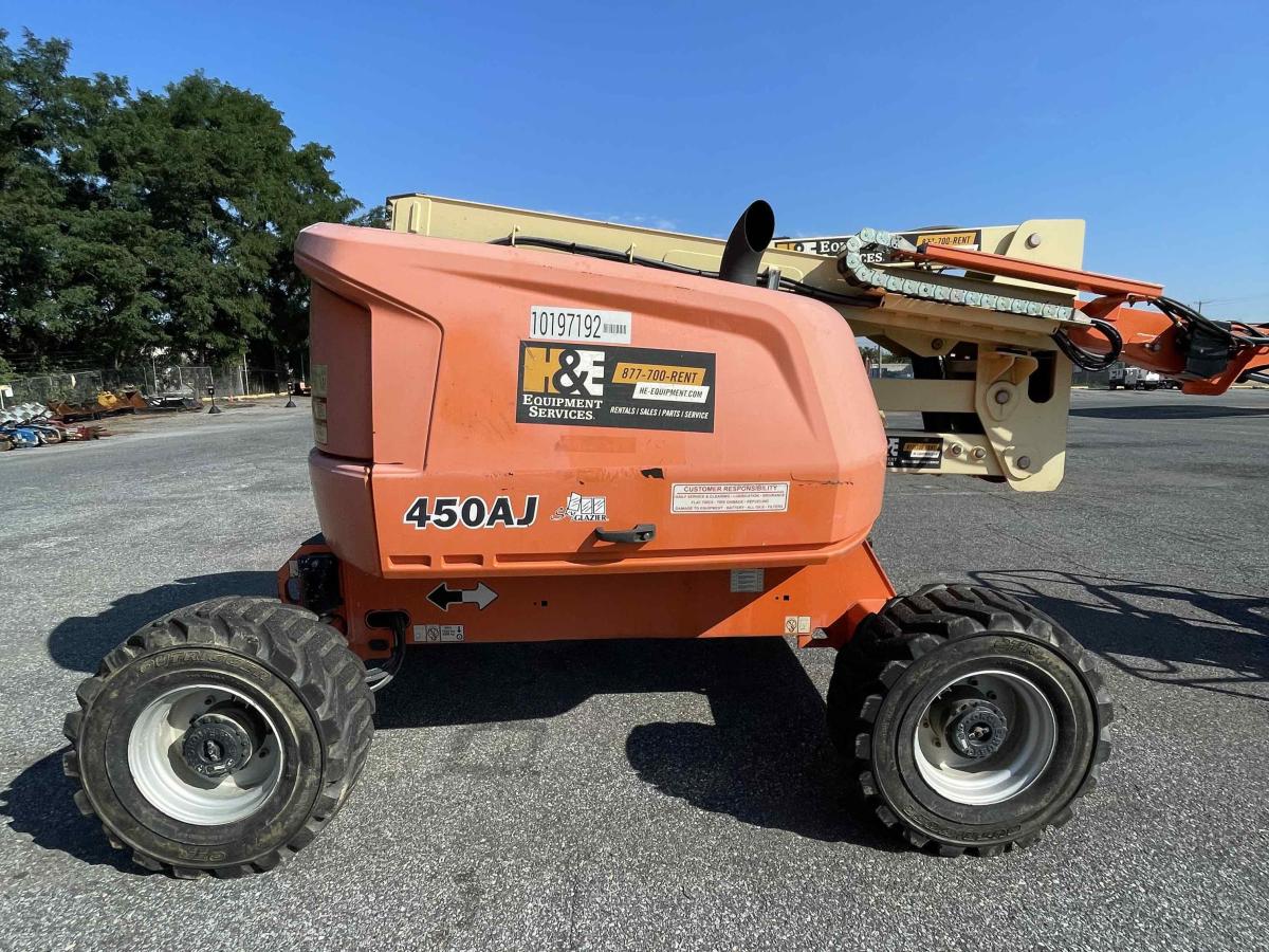 2016 JLG 450AJ-12