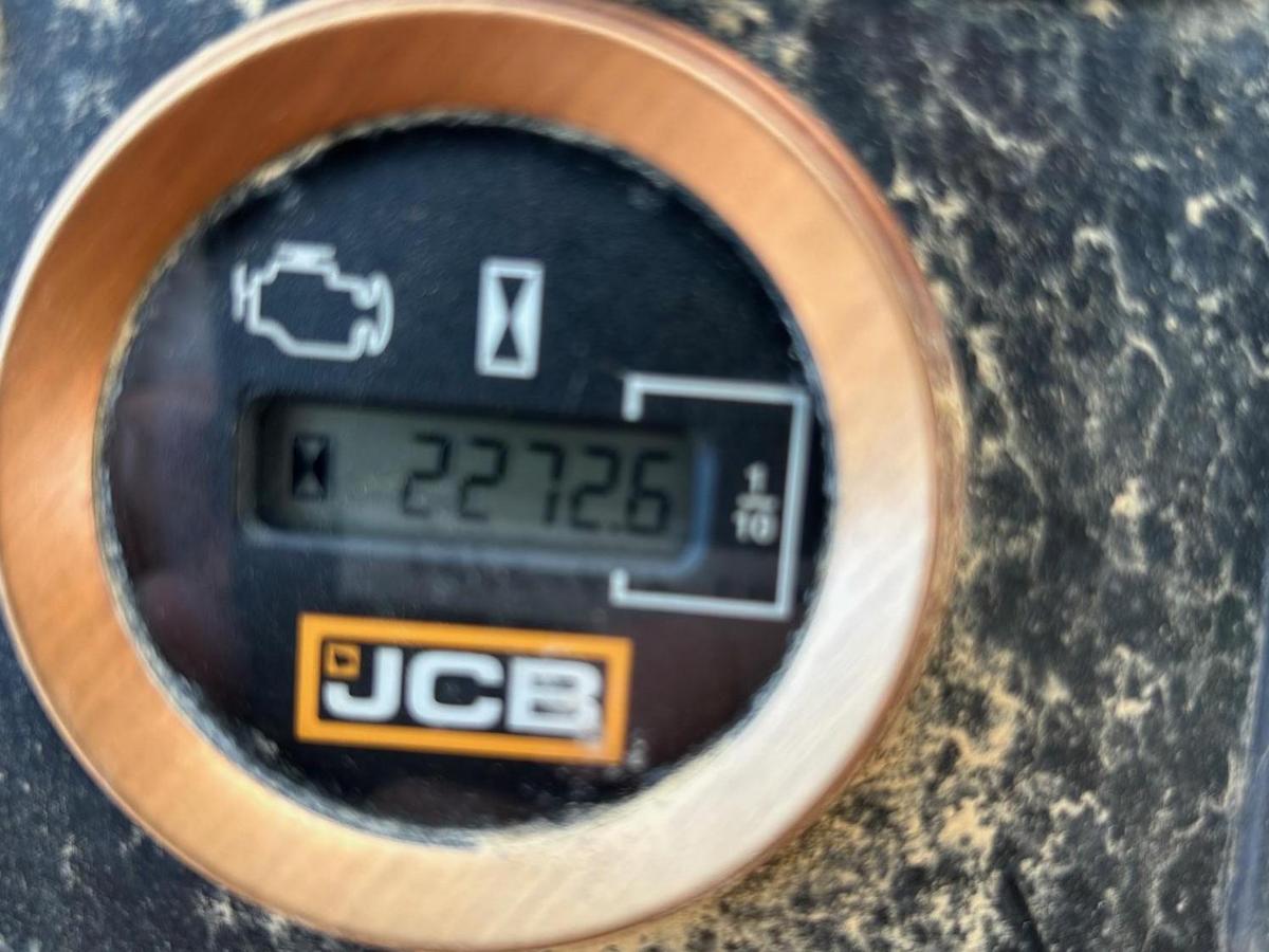 2019 JCB 512-56