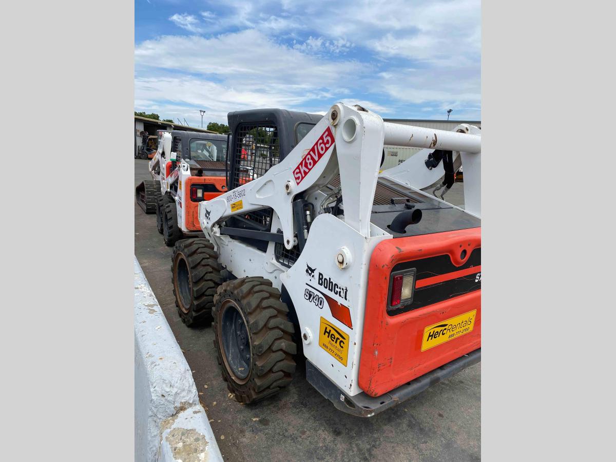 2017 Bobcat S740