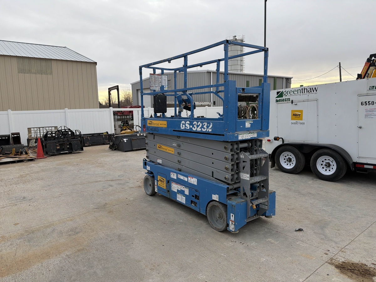 2018 Genie GS-3232-4