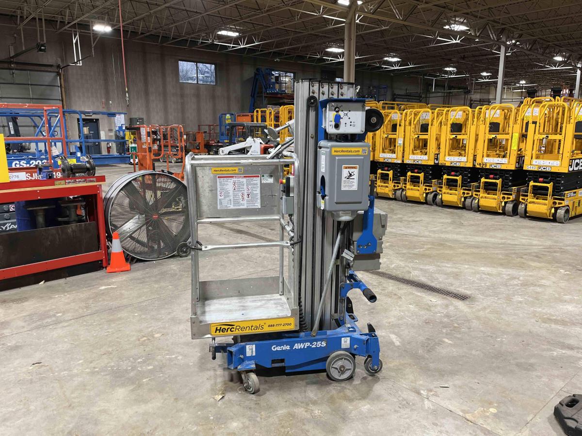 2018 Genie AWP-25S