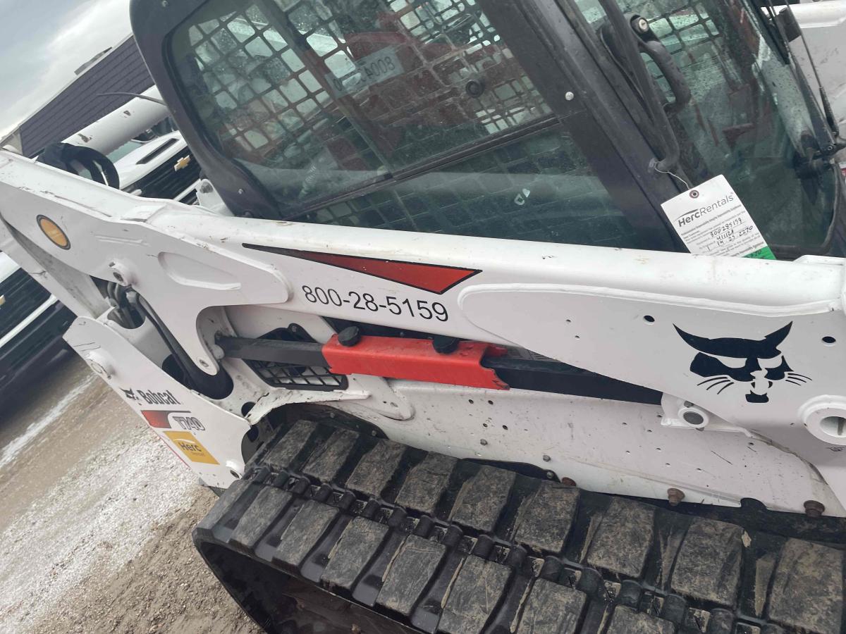 2020 Bobcat T740