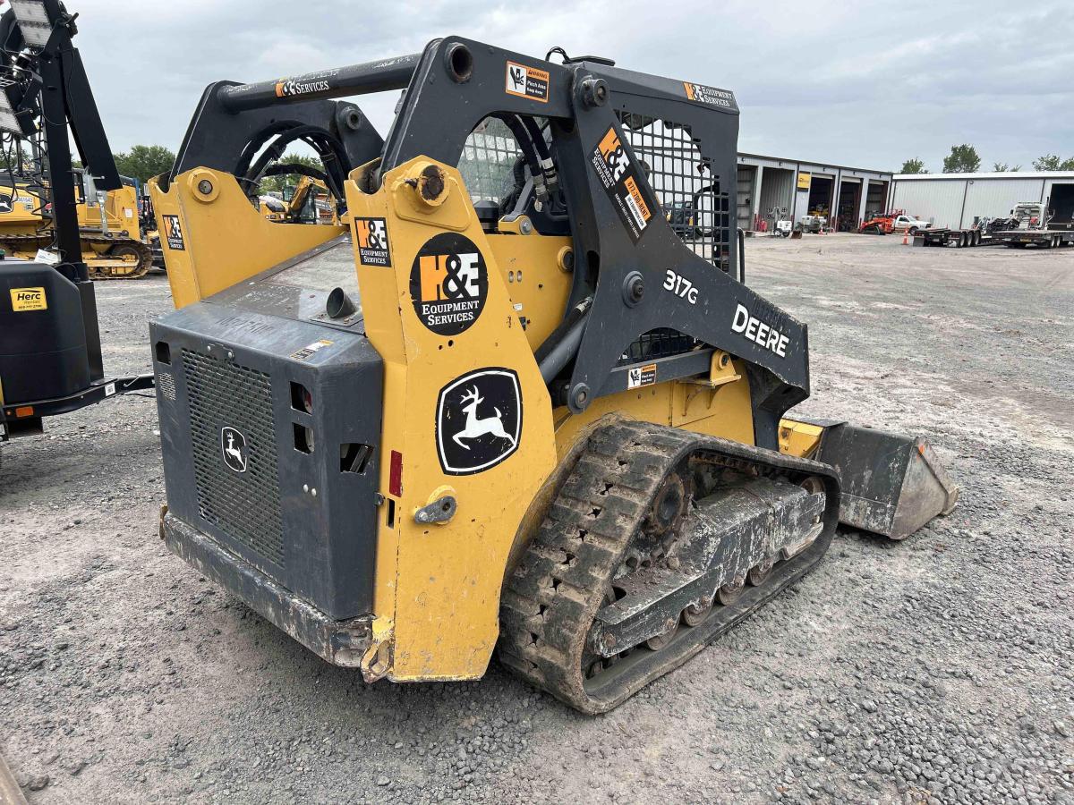 2021 John Deere 317G-4