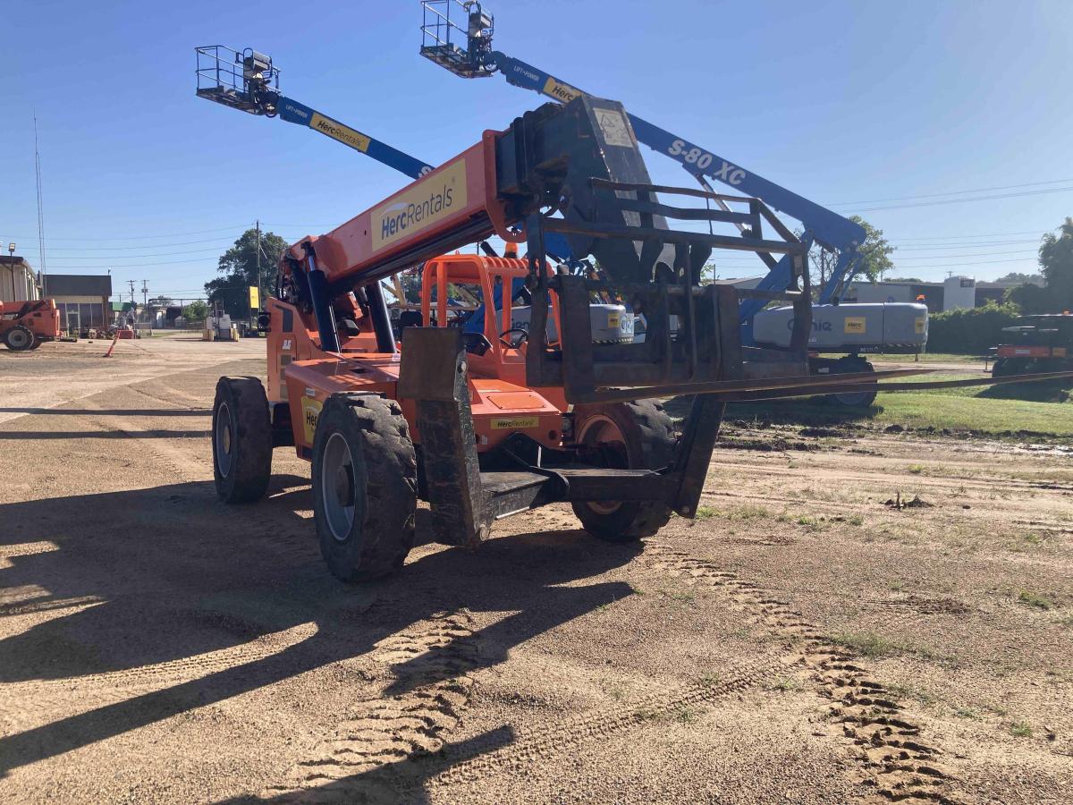2020 SkyTrak 10042