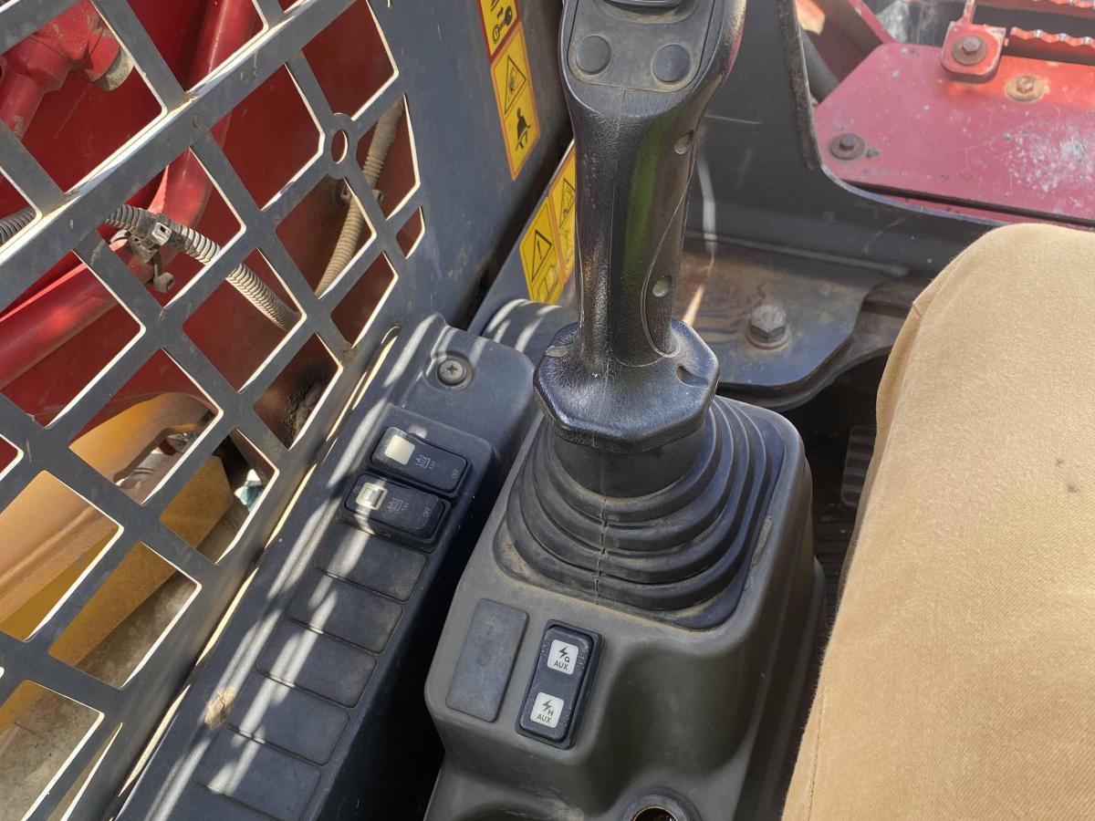 2021 Takeuchi TL8R2-12