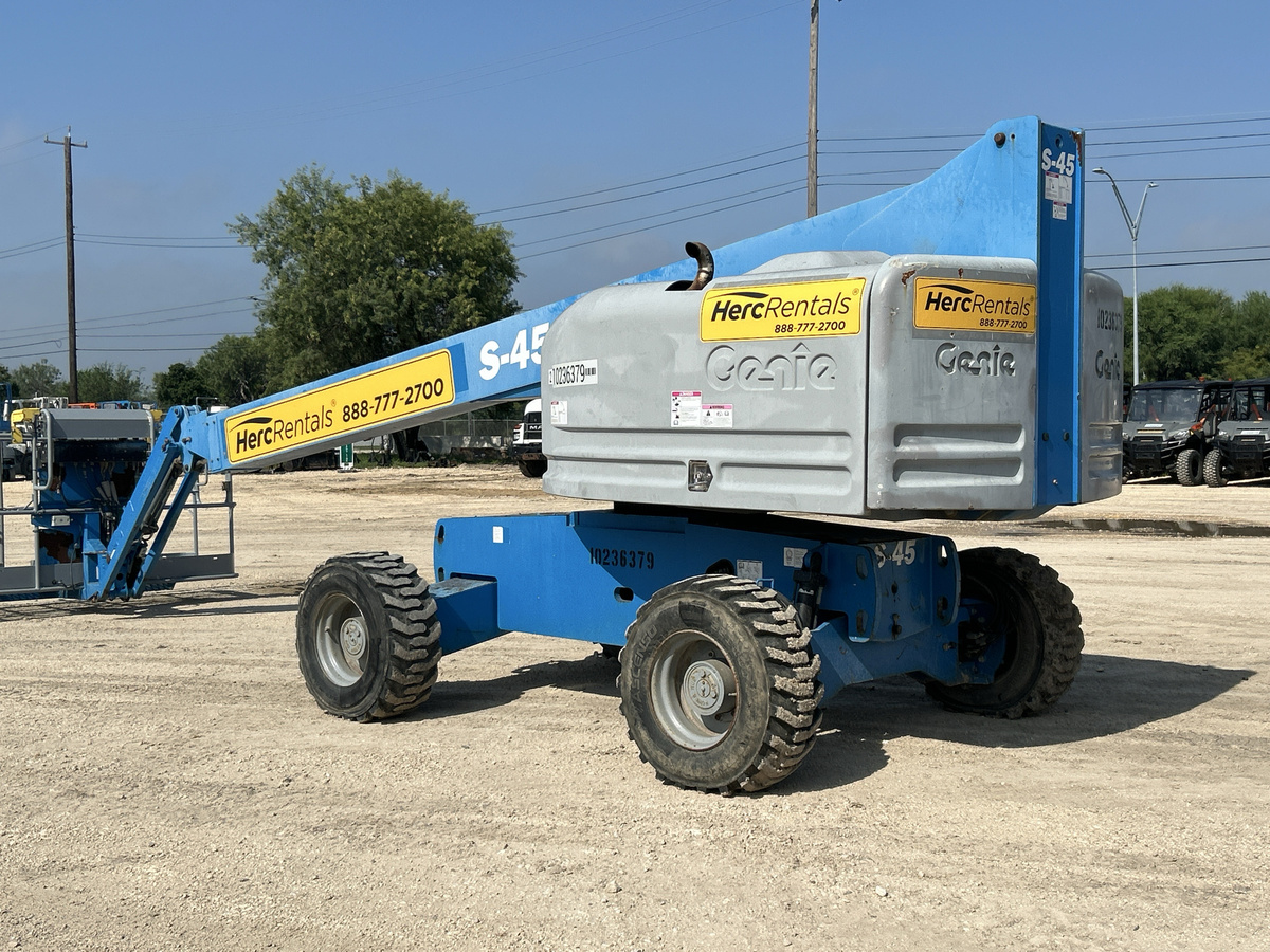2018 Genie S-45