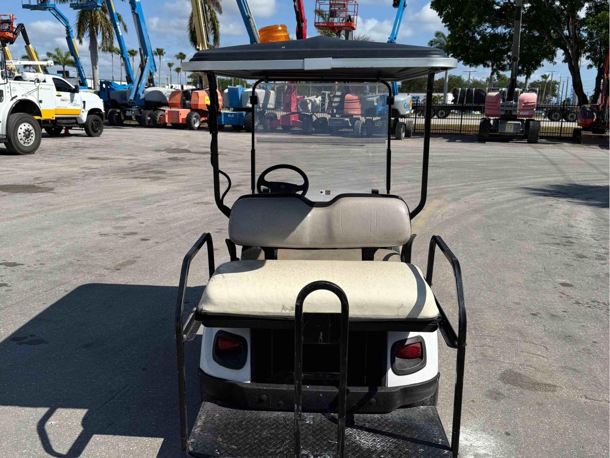2021 Cushman Shuttle 2+2