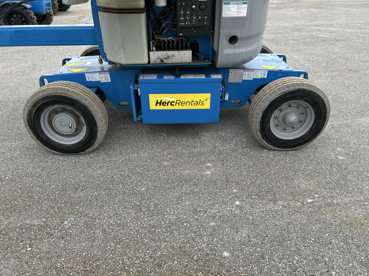2017 Genie Z-45/25-18