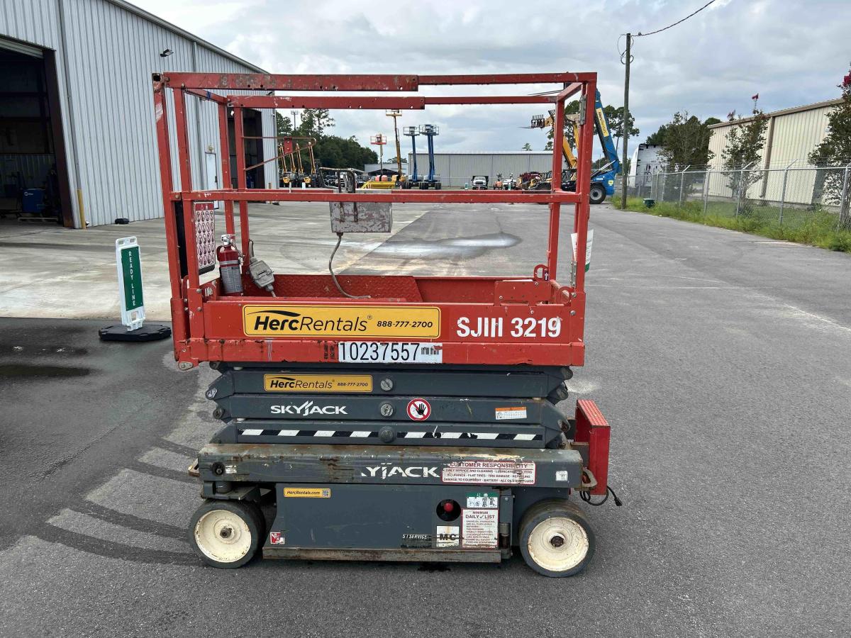 2018 Skyjack SJ3219-3