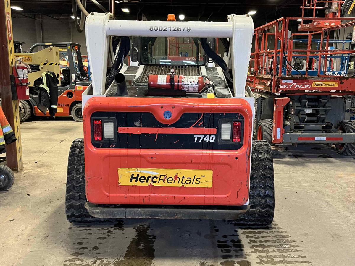 2018 Bobcat T740