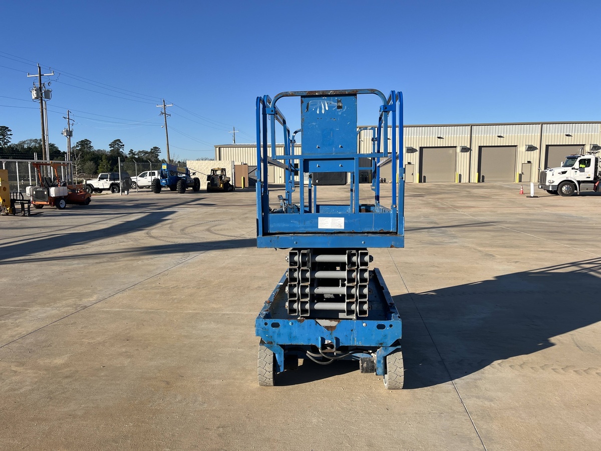 2018 Genie GS-3246-3