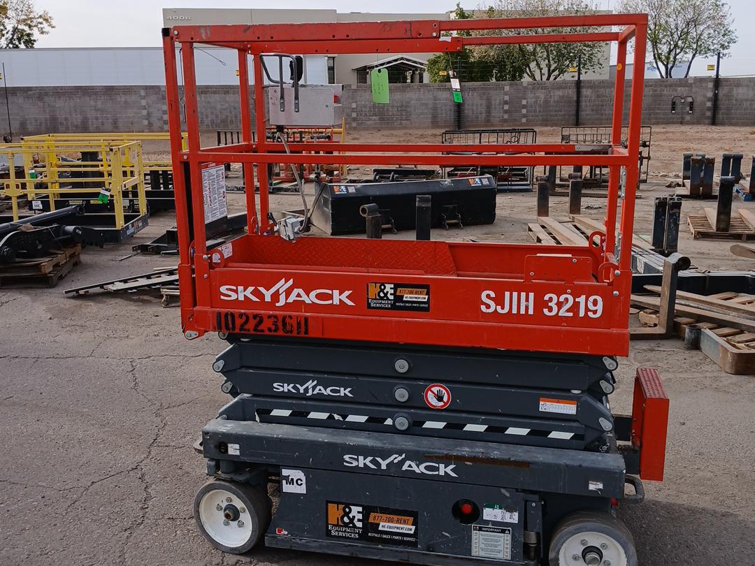 2017 Skyjack SJ3219