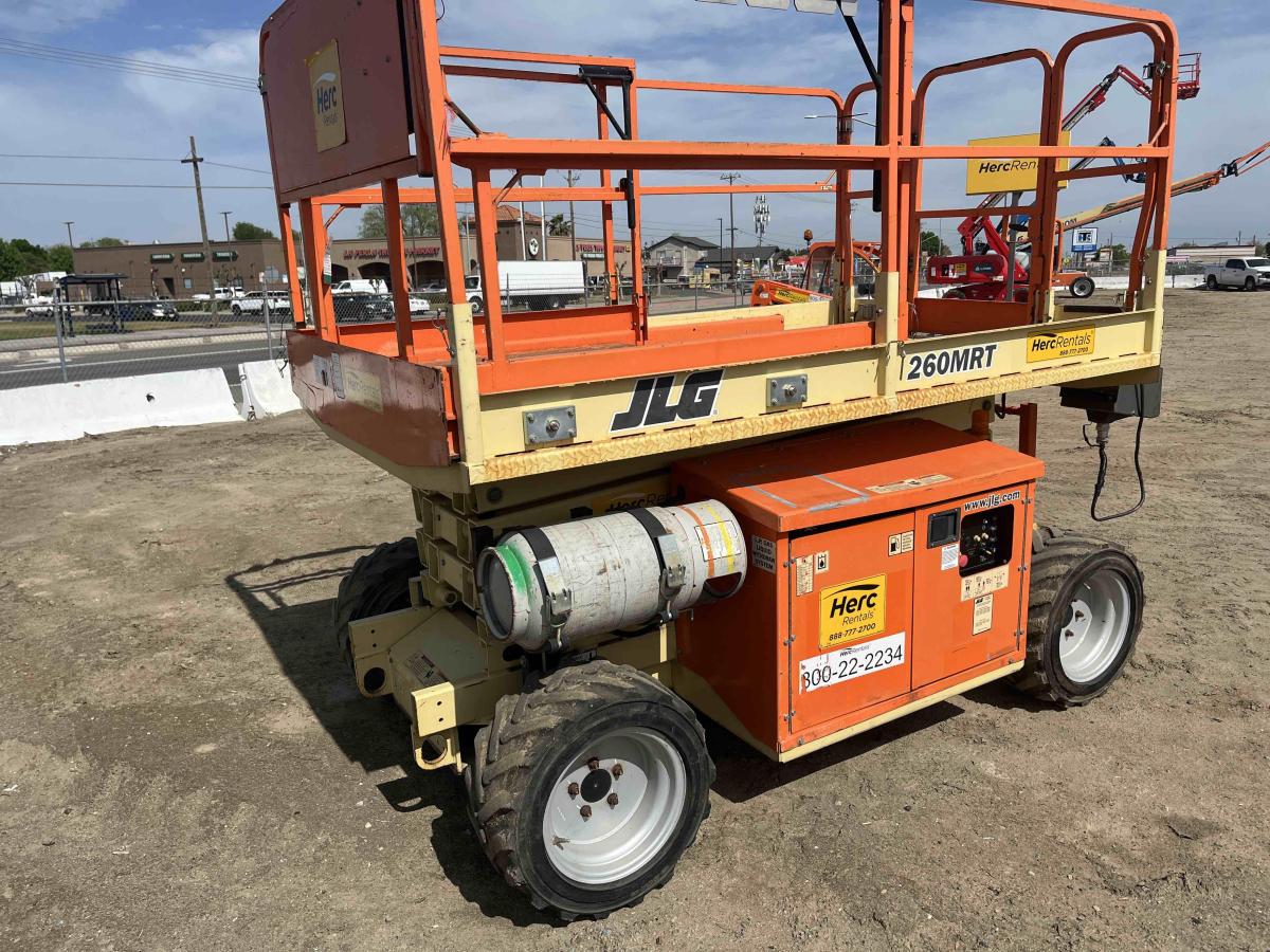 2018 JLG 260MRT-3