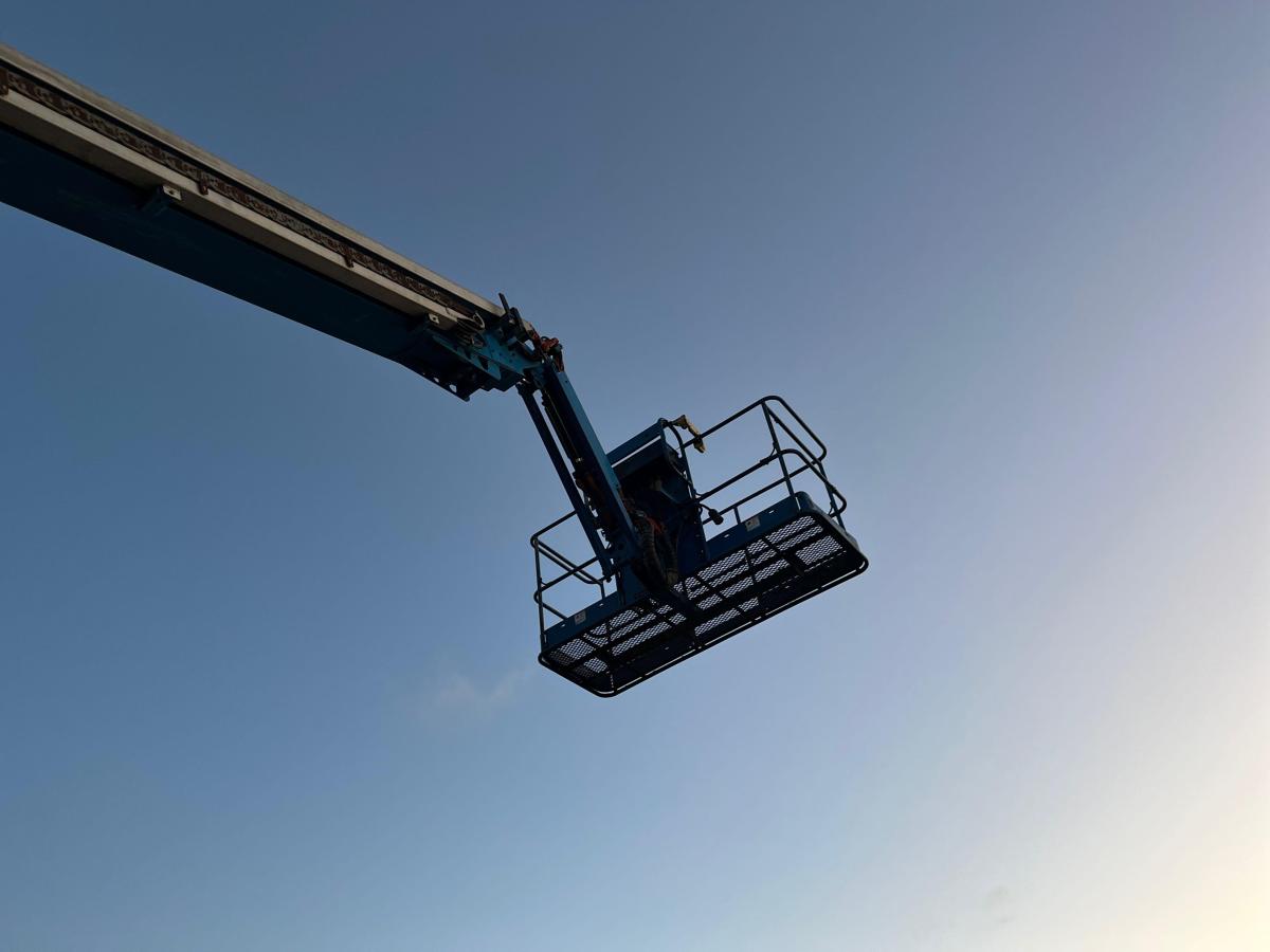2019 Genie S-85