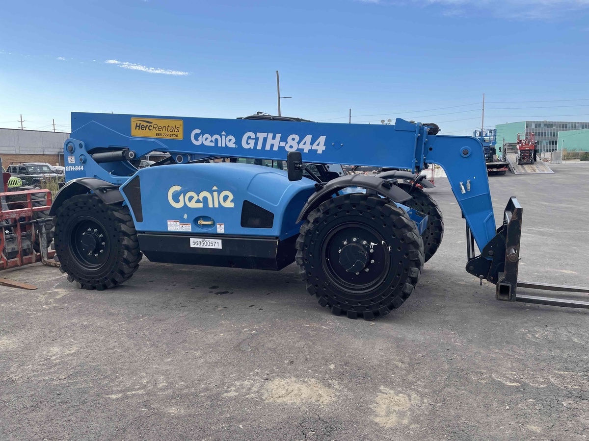 2019 Genie GTH 844-5