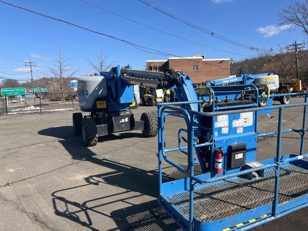 2017 Genie Z-62/40