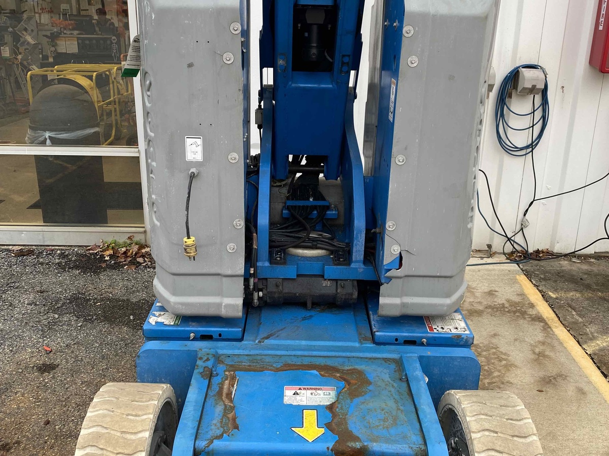 2017 Genie Z-30/20N RJ-4