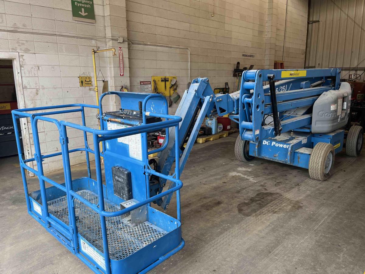 2016 Genie Z-45/25-1