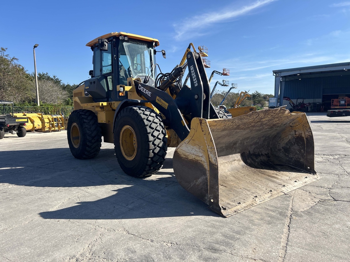 2021 John Deere 524 P-2