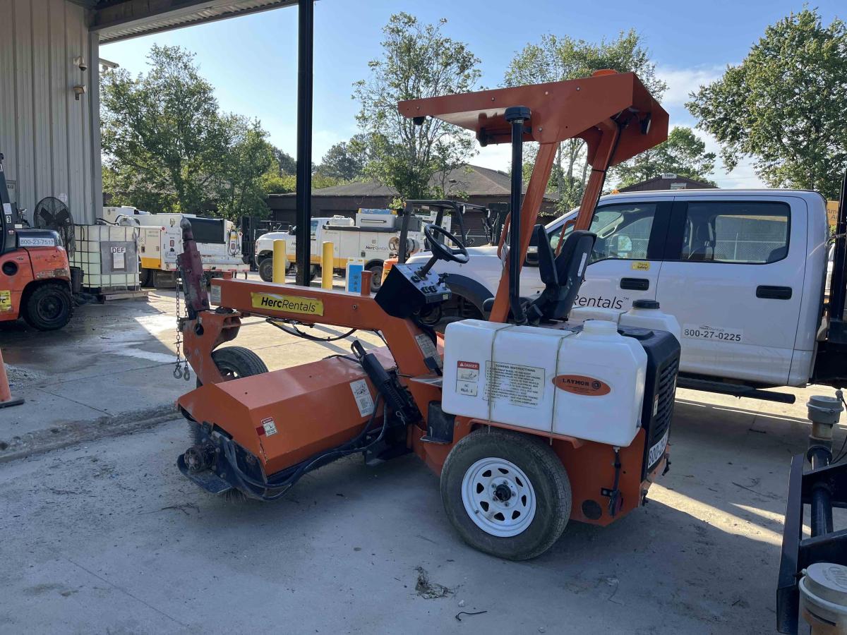 2020 LayMor SM300