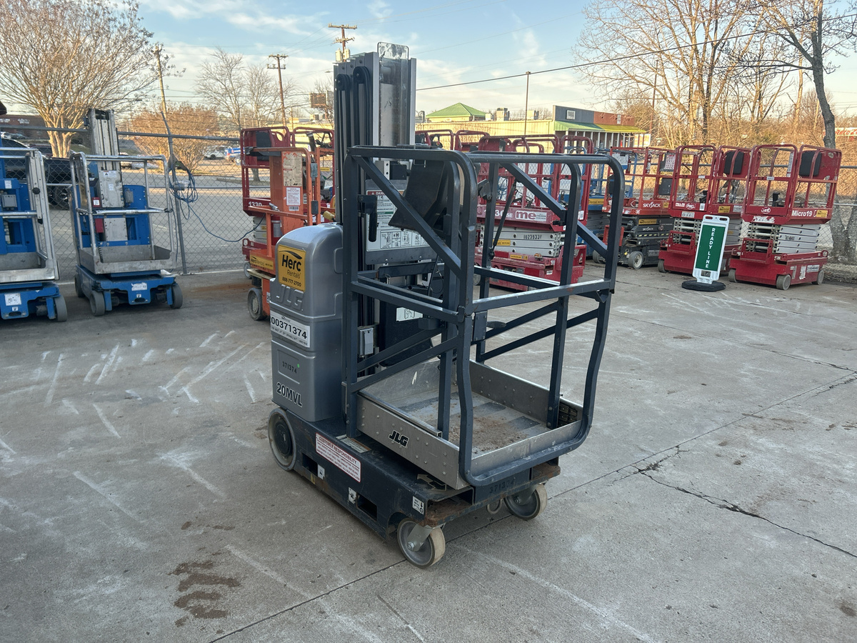 2017 JLG 20MVL-5