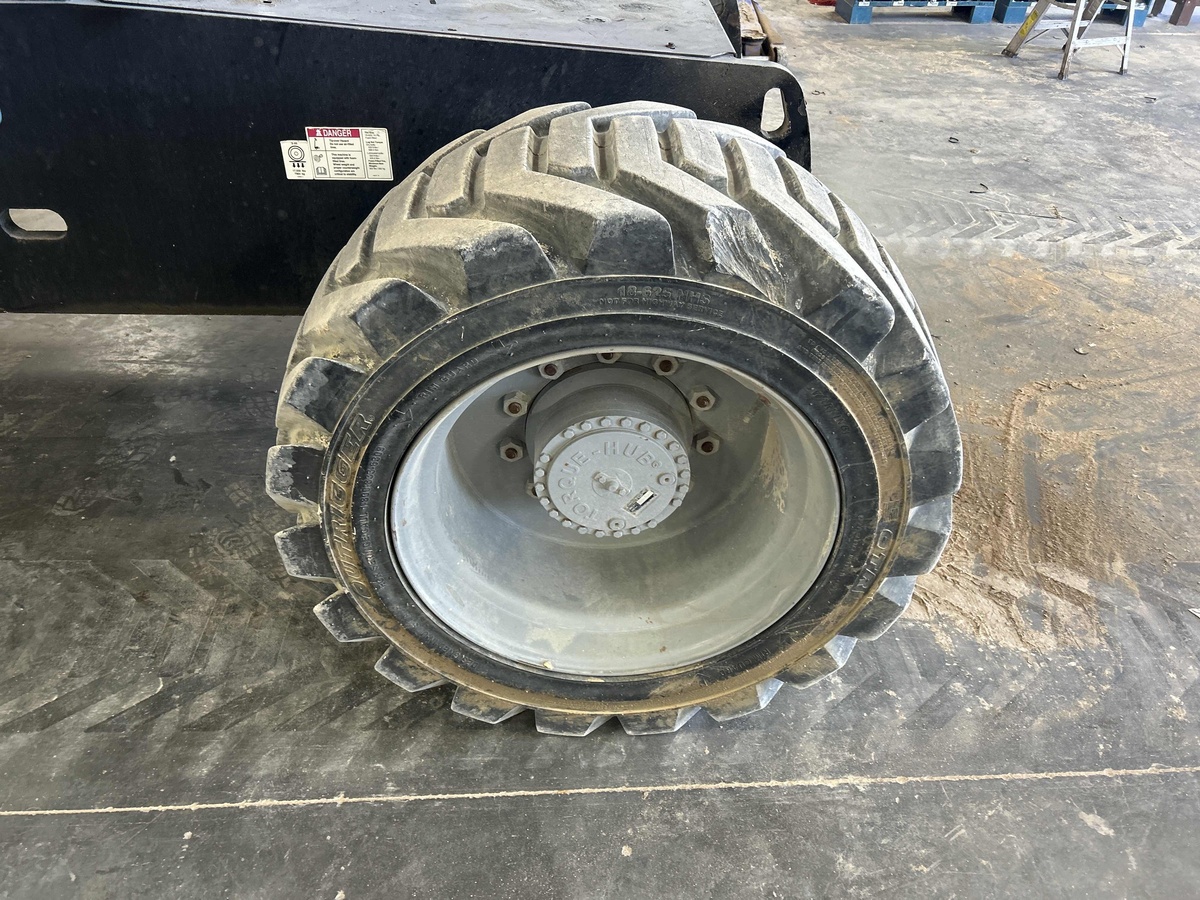 2017 Genie S-85-4
