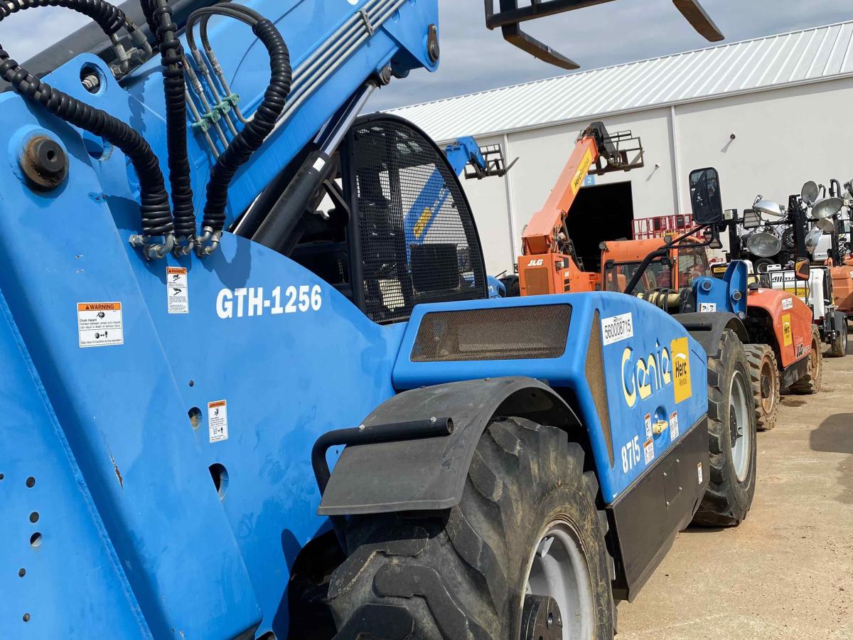 2017 Genie GTH-1256