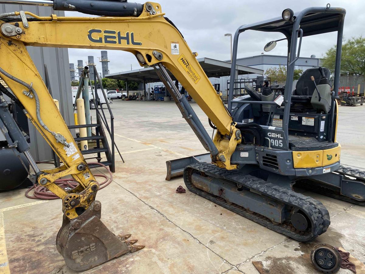 2018 John Deere 50G