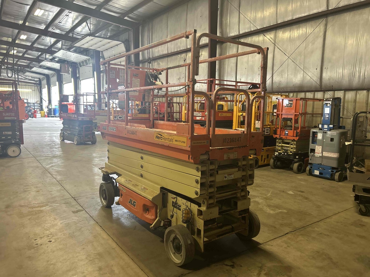 2018 JLG 2646ES-3