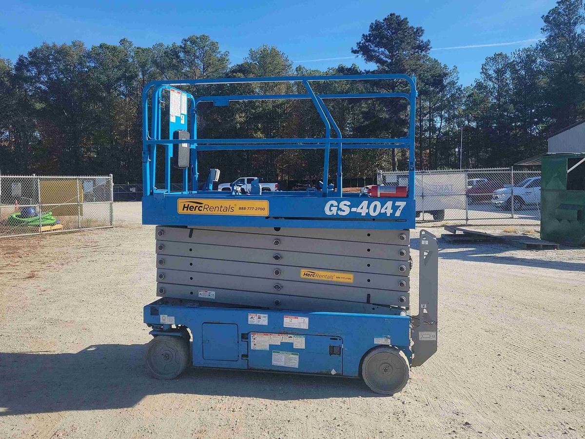 2017 Genie GS-4047-3