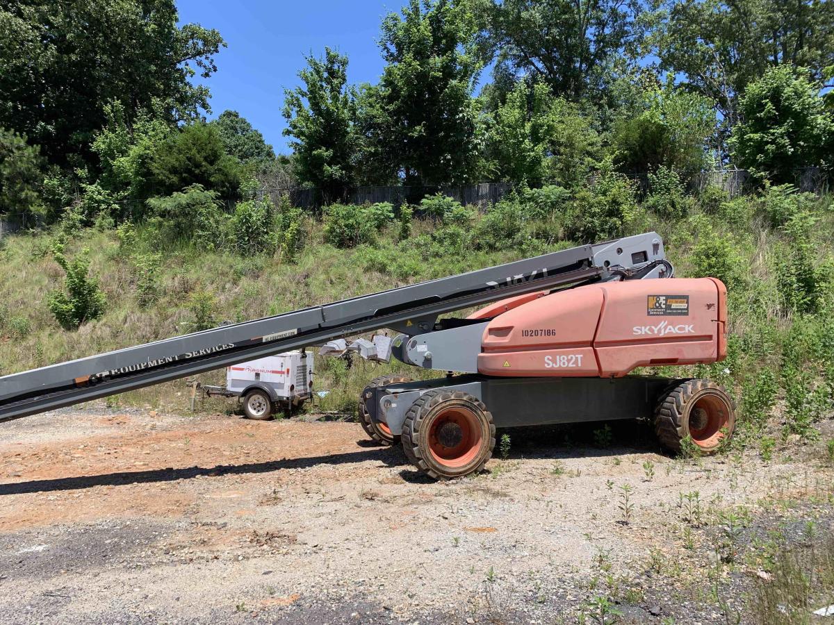 2016 Skyjack SJ82 T