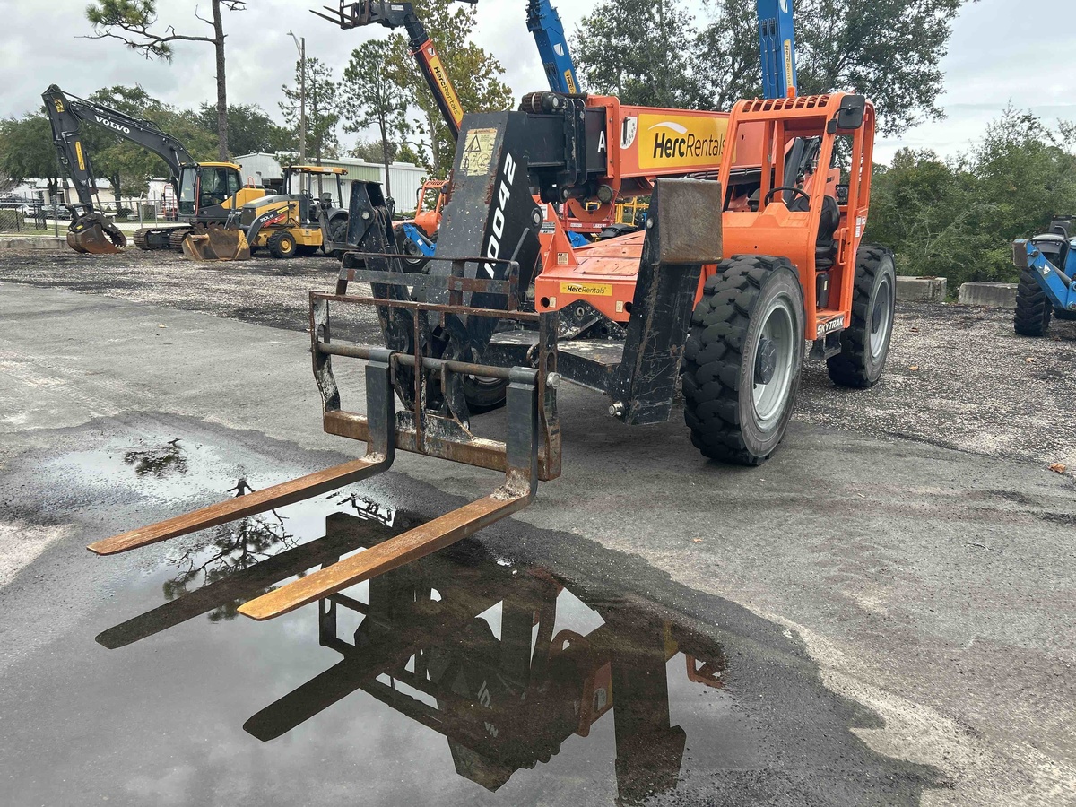 2021 SkyTrak 10042-4