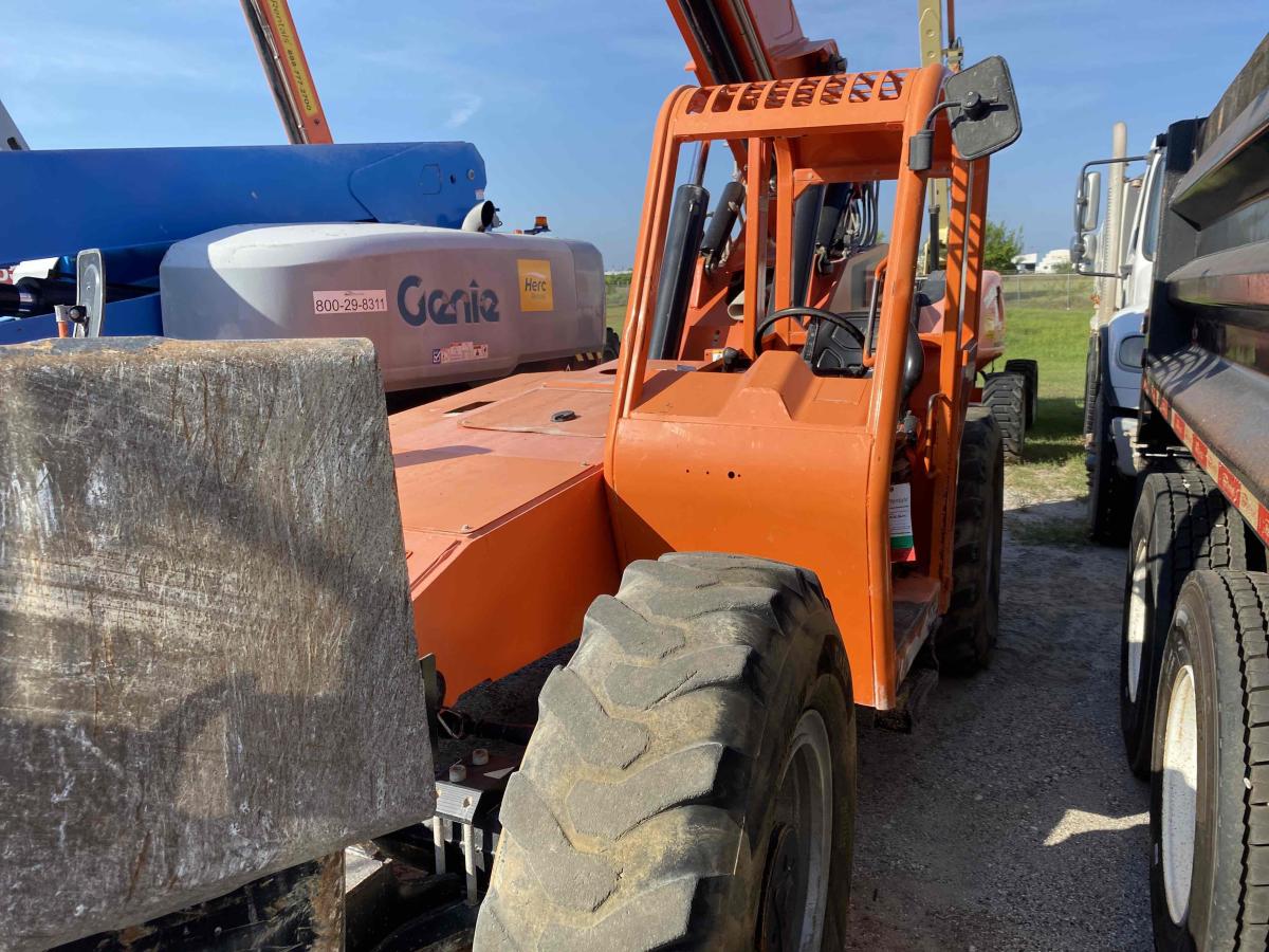2019 SkyTrak 10042