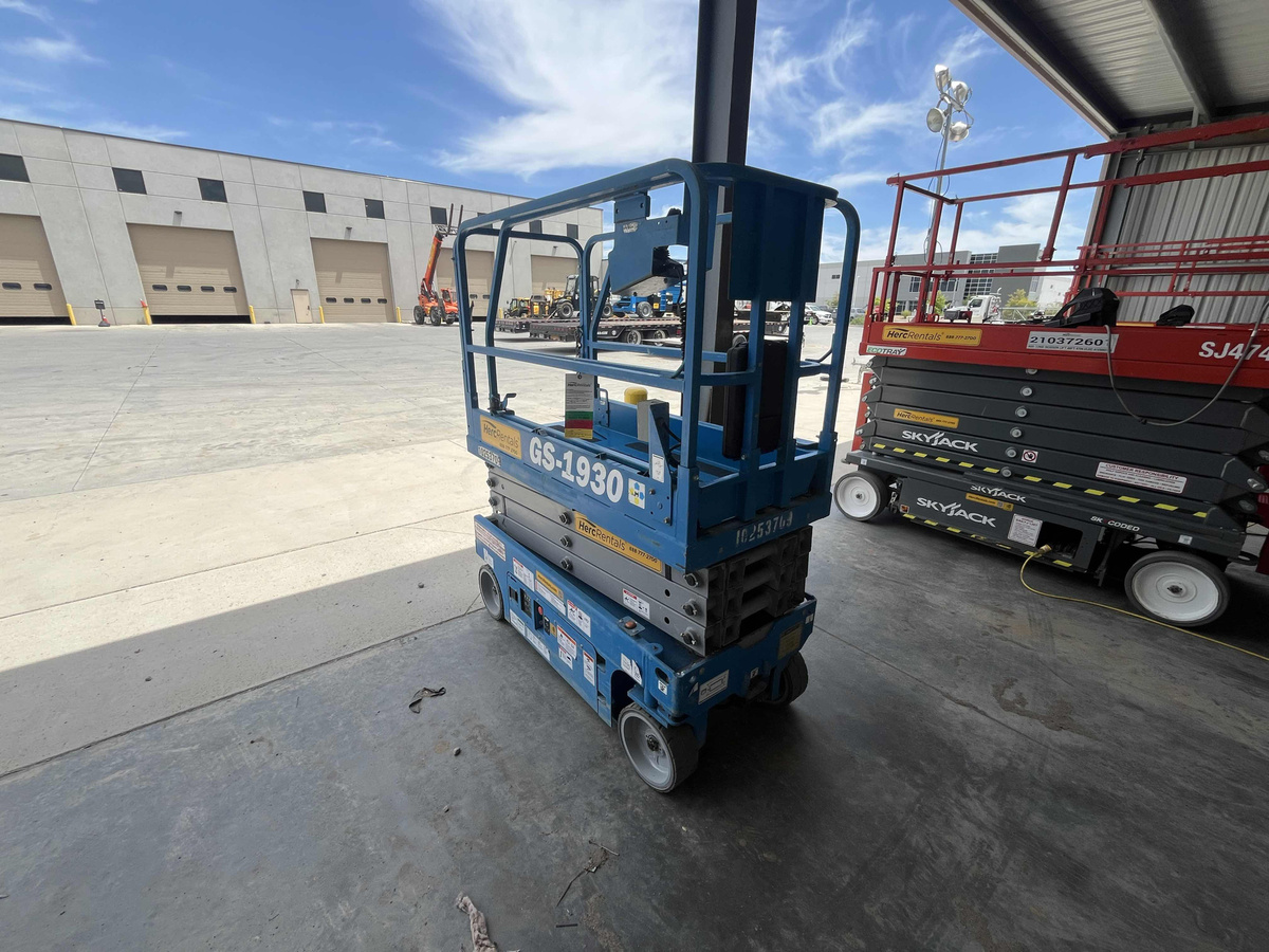 2018 Genie GS-1930-4