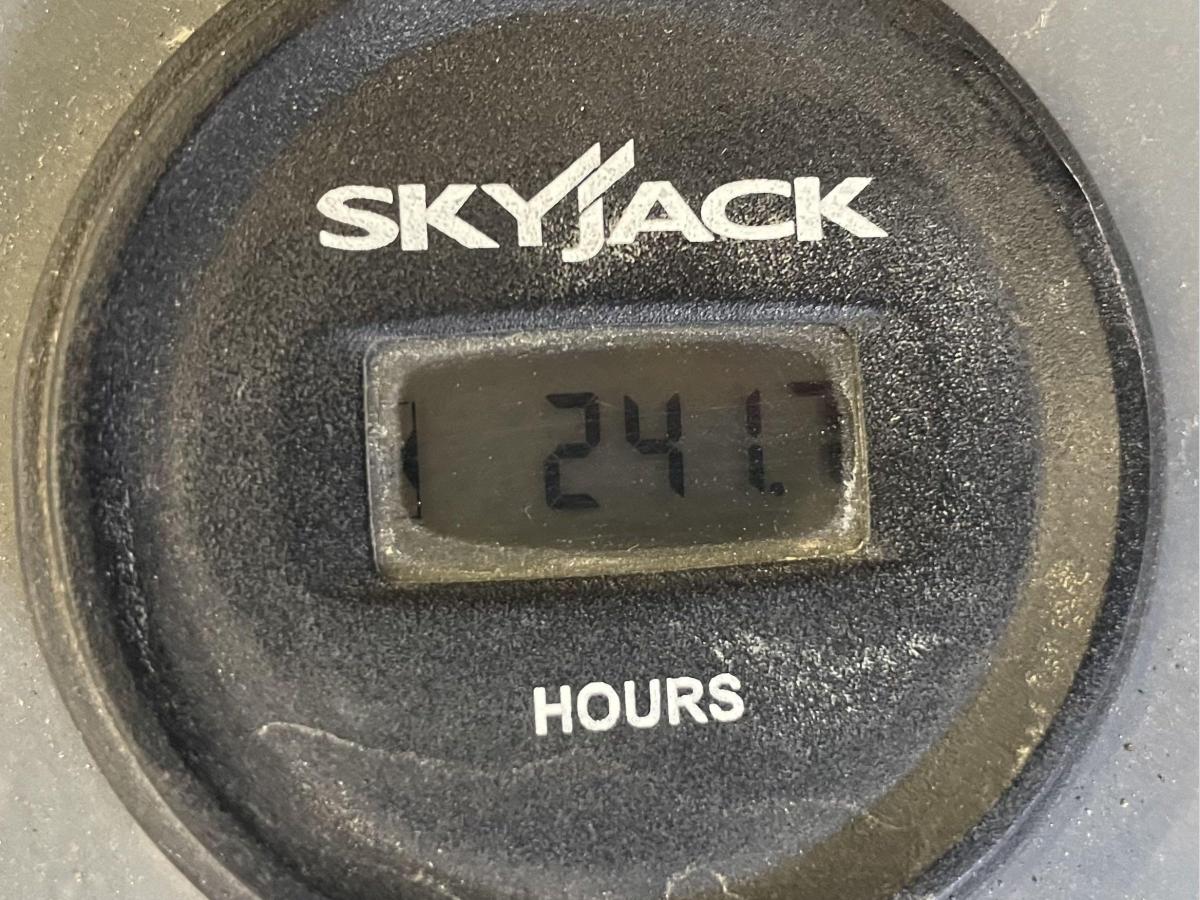 2017 Skyjack SJ3226