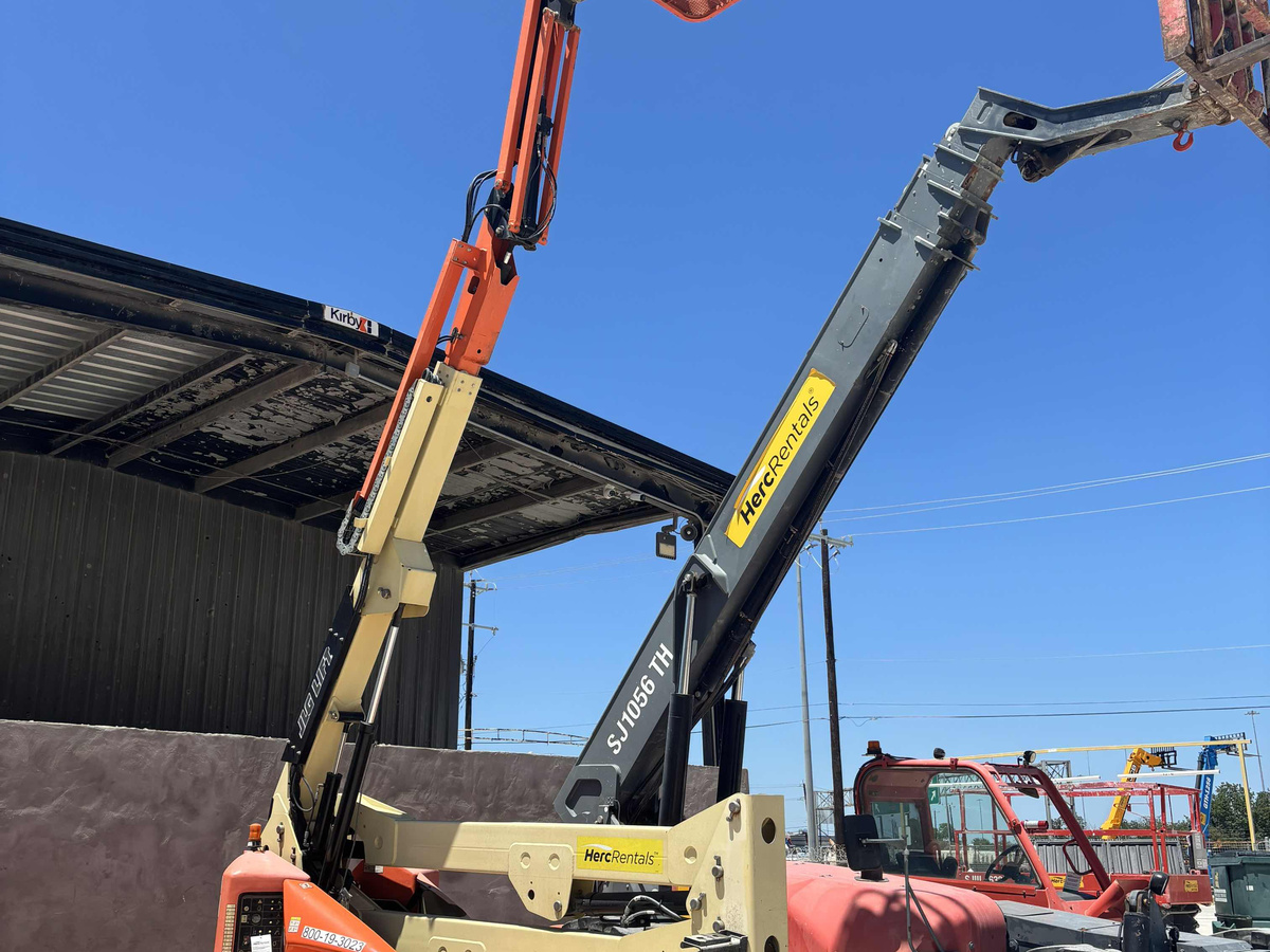 2018 JLG E450AJ-4