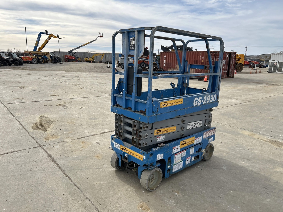 2018 Genie GS-1930