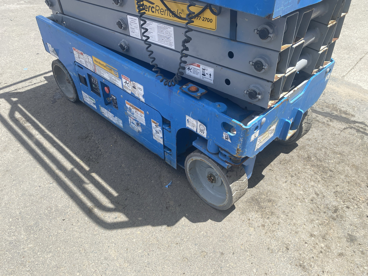 2018 Genie GS-1930-12