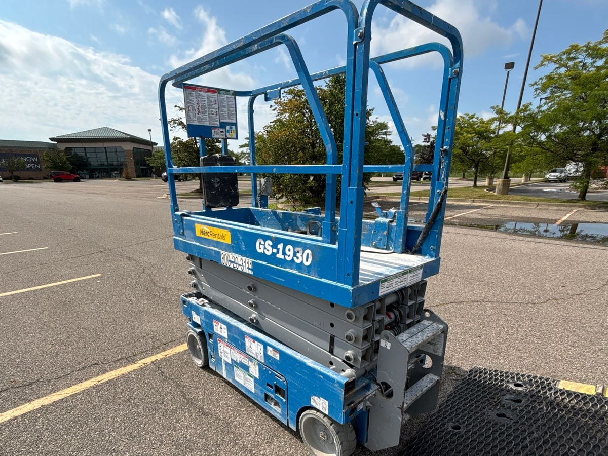 2018 Genie GS-1930-4