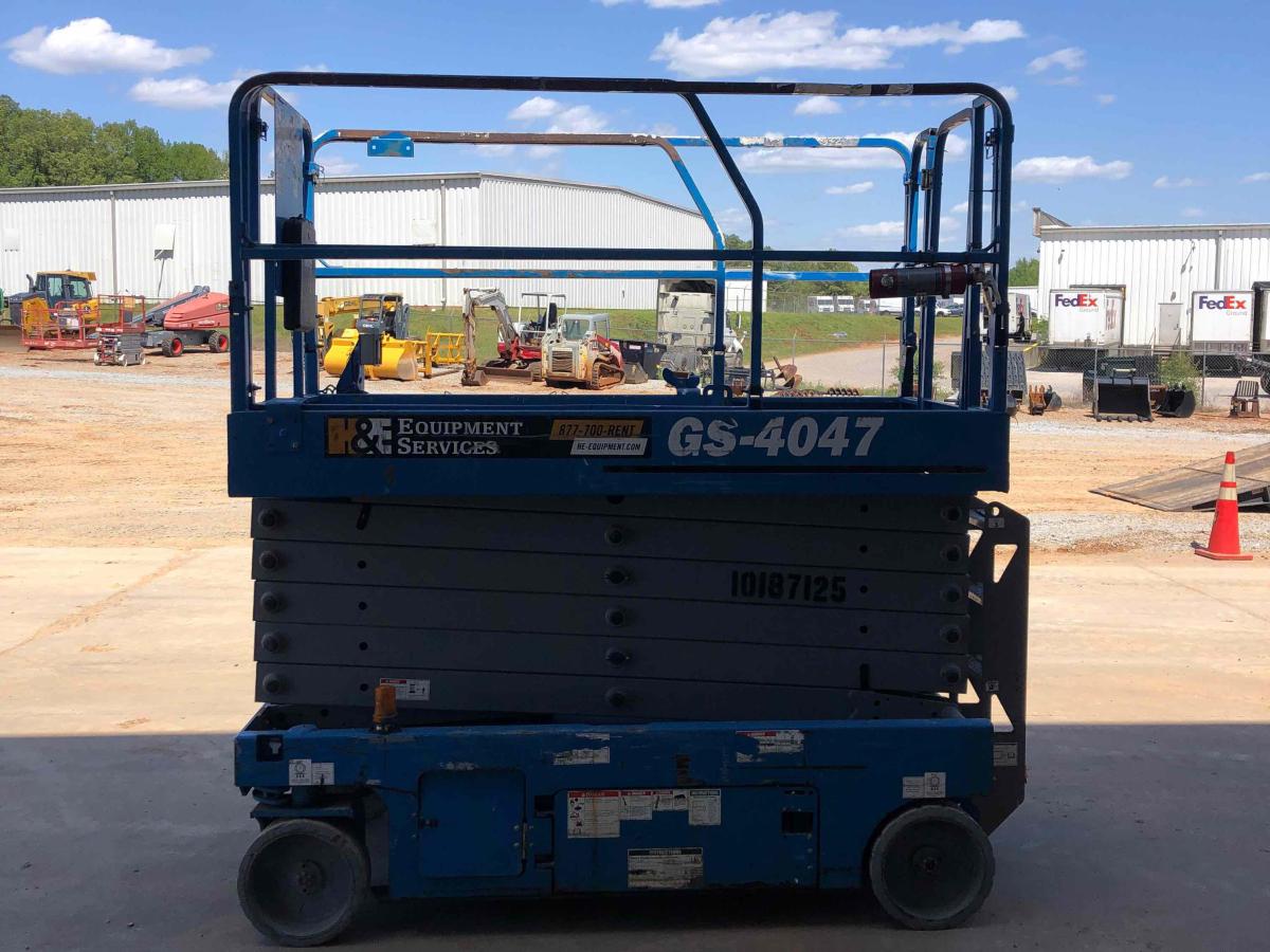 2016 Genie GS-4047