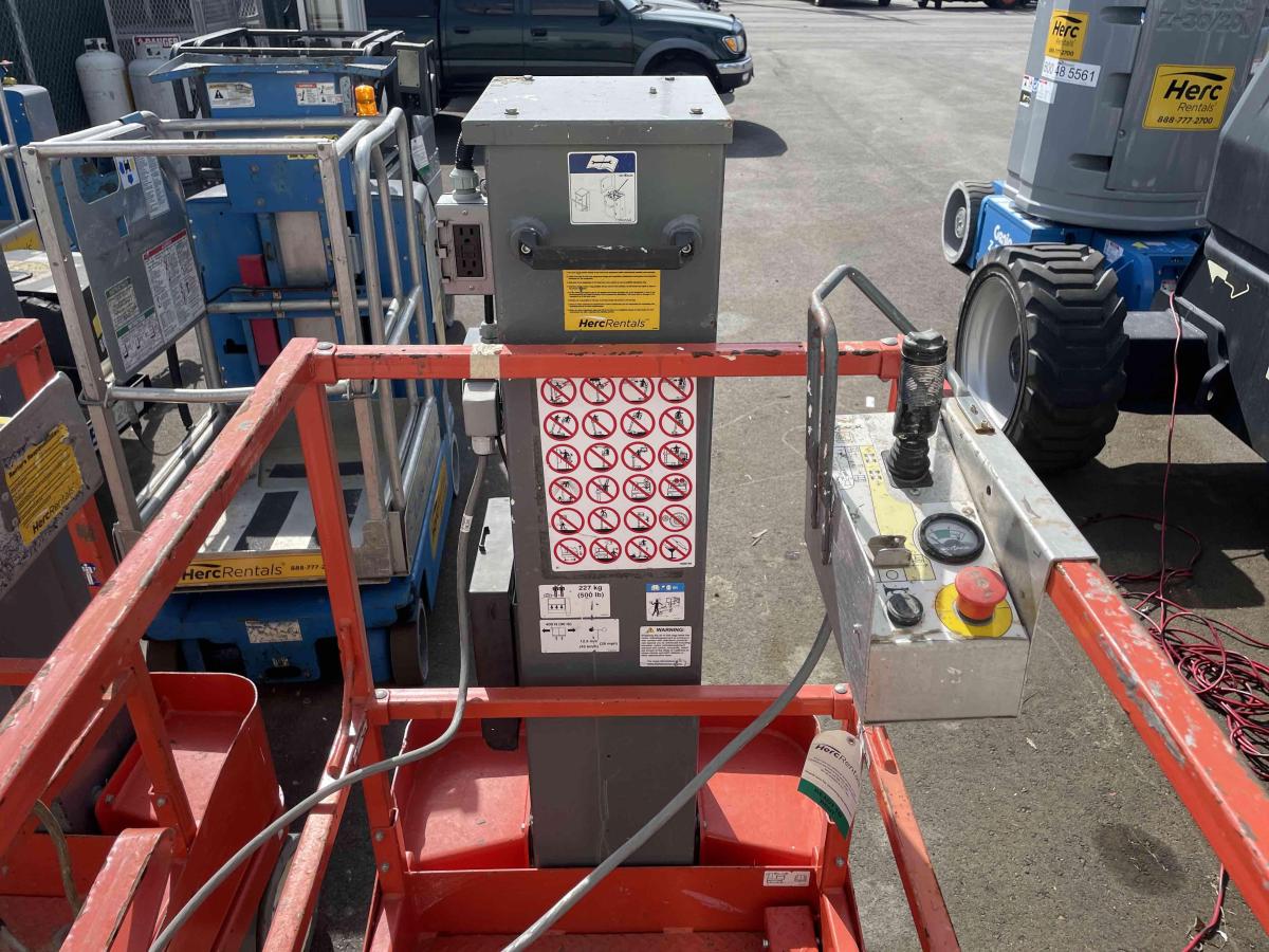 2019 Skyjack SJ16