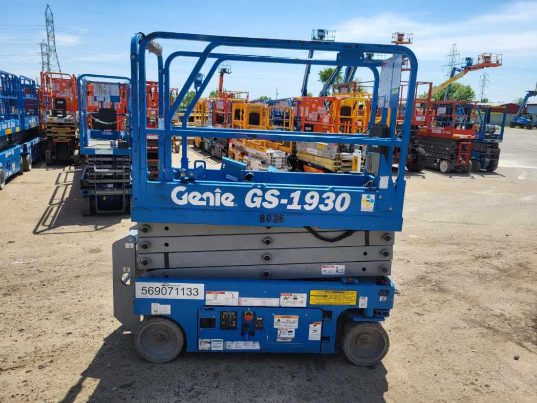 2018 Genie GS-1930